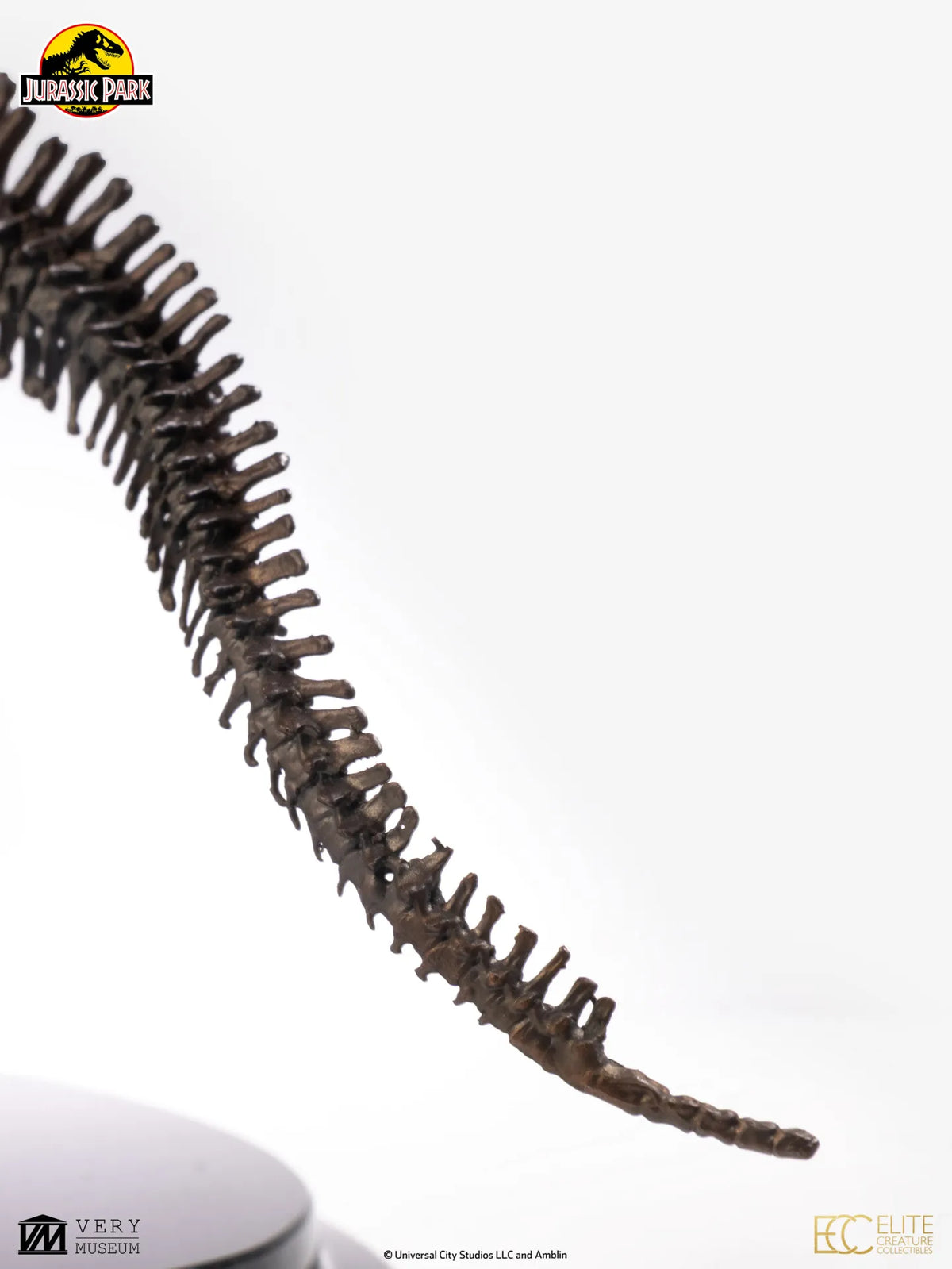 ECC - Jurassic Park Triceratops Fossil Skeleton 1-24 Scale Bronze