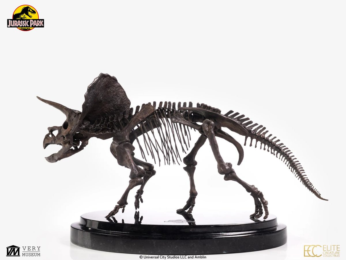 ECC - Jurassic Park Triceratops Fossil Skeleton 1-24 Scale Bronze
