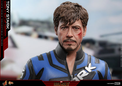 HOT TOYS - Iron Man 2 - 1:6 Tony Stark (Mark V Suit up Version)