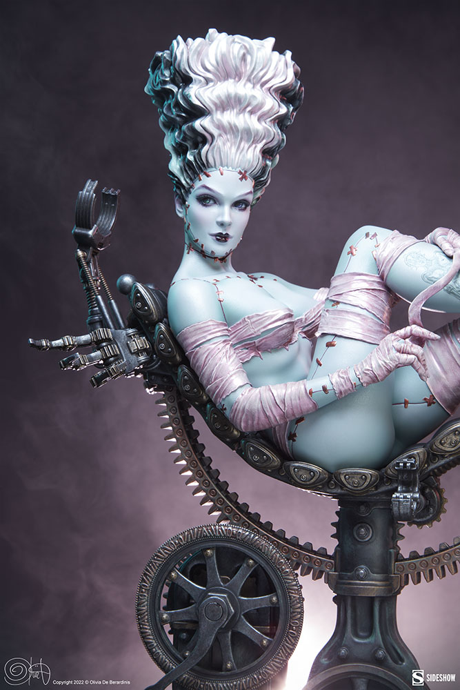 SIDESHOW - Olivia De Berardinis Frankie Reborn Statue SS300768