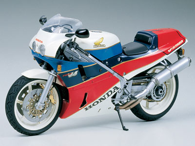 TAMIYA - Honda VFR750R 112 #14057