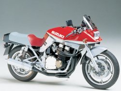 TAMIYA MODEL KIT -  GSX 1100S Katana Custom Tuned  1/12