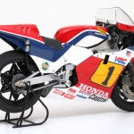 TAMIYA MODEL KIT - HONDA NSR500 1984  1/12