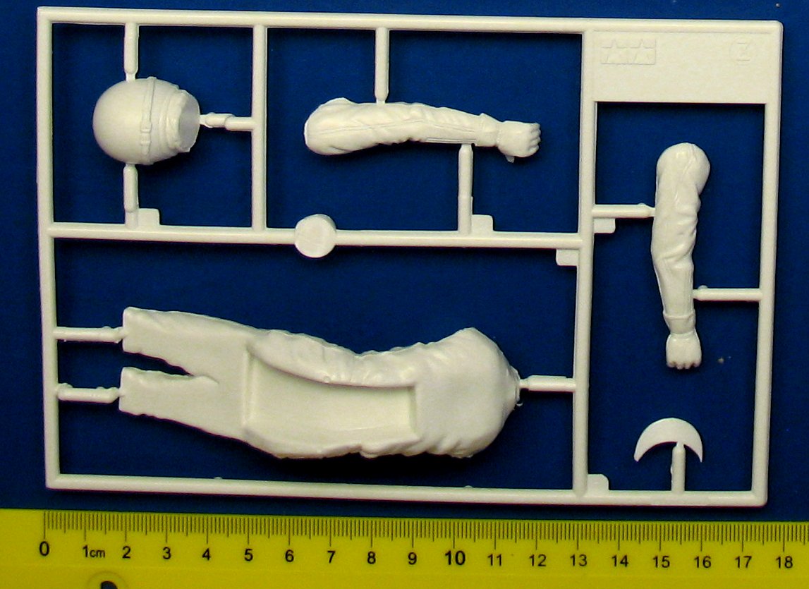 TAMIYA -  Honda RA273 with Photo-Etched Parts  1/12