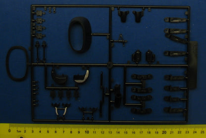TAMIYA -  Honda RA273 with Photo-Etched Parts  1/12
