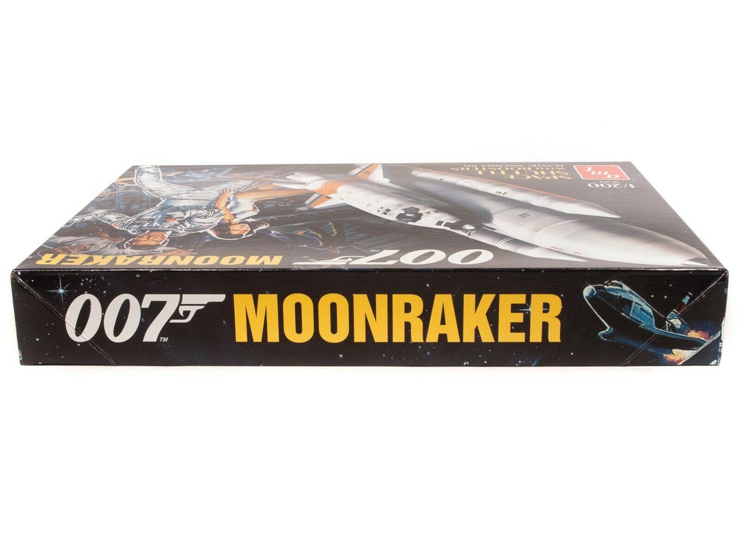 AMT - James Bond Moonraker Shuttle with Boosters 1/200