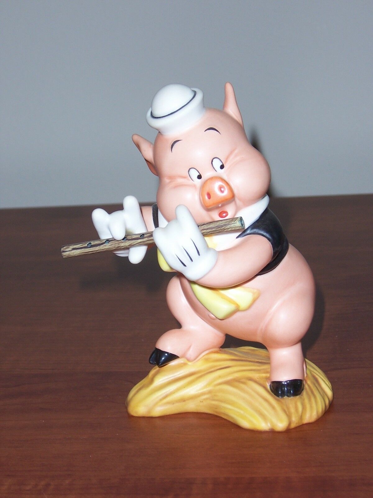 ENESCO - Disney - Three Little Pig Fifer Pig