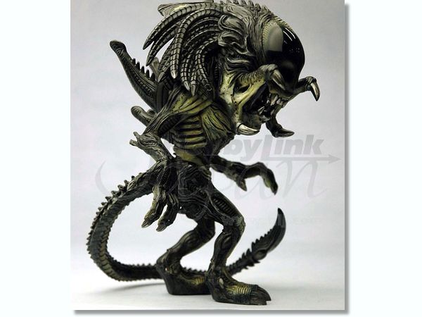 THREE B - AVP - Predalien