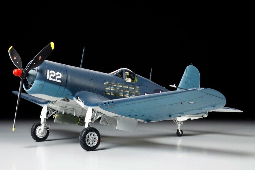 TAMIYA MODEL KIT -  CORSAIR F4U-1A  1/32