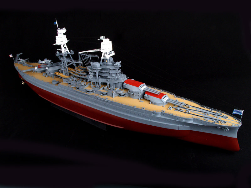 TRUMPETER -  USS Arizona Battleship BB-39 1/200