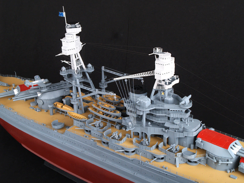 TRUMPETER -  USS Arizona Battleship BB-39 1/200