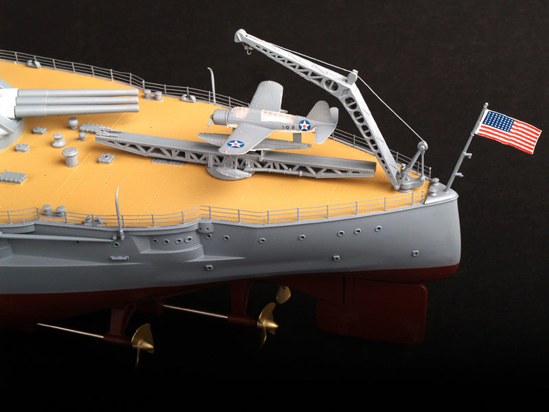 TRUMPETER -  USS Arizona Battleship BB-39 1/200