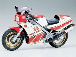 TAMIYA - Yamaha RZV500R  1/12