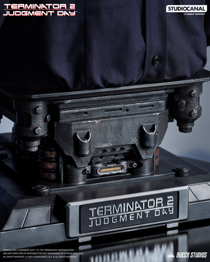 QUEEN STUDIOS - T-1000 Life-Size Bust - Terminator 2