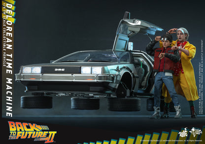 HOT TOYS - Back To The Future - DeLorean Time Machine 1/6 Scale