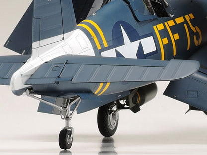 TAMIYA MODEL KIT - Vought F4U-1D Corsair 1/32