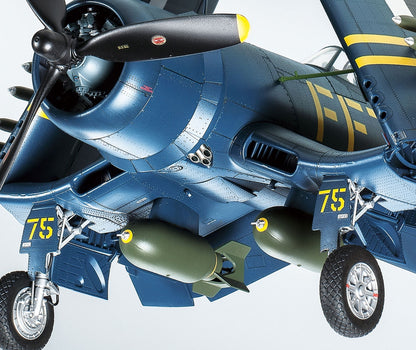 TAMIYA MODEL KIT - Vought F4U-1D Corsair 1/32