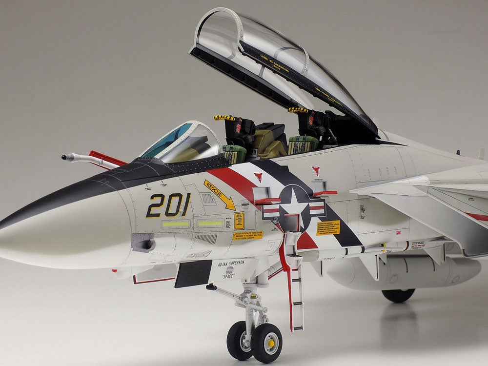 TAMIYA -  Grumman F-14 Tomcat 1/48