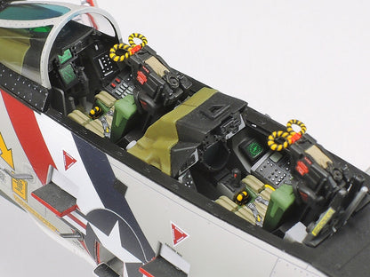 TAMIYA -  Grumman F-14 Tomcat 1/48