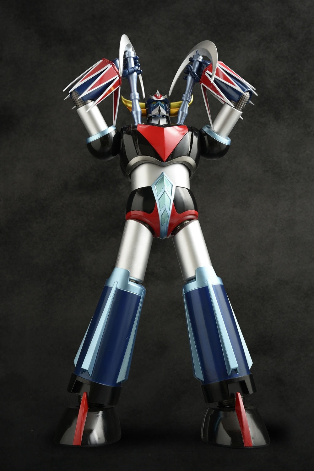 EVOLUTION TOYS FUTURE QUEST - Grand Action Big Size Model Grendizer