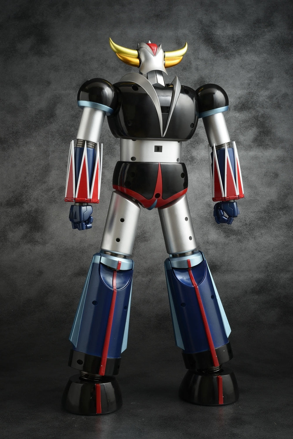 EVOLUTION TOYS FUTURE QUEST - Grand Action Big Size Model Grendizer