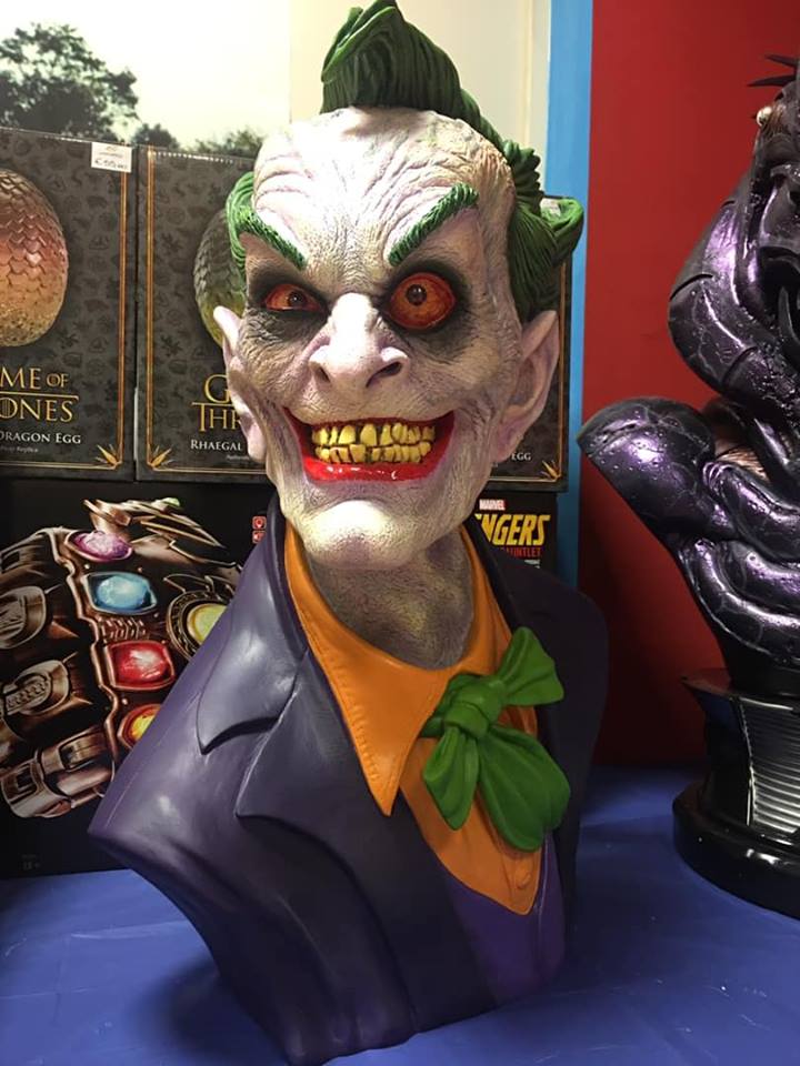 DC DIRECT - Dc Comics - Dc Gallery - Dc Comics - Joker (Rick Baker) - Life Size Bust 1:1