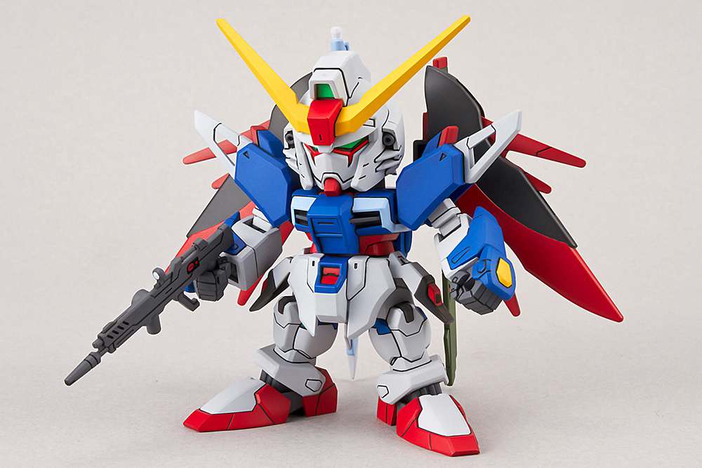 BANDAI - GUNPLA - SD ZGMF-X42S DESTINY GUNDAM #009