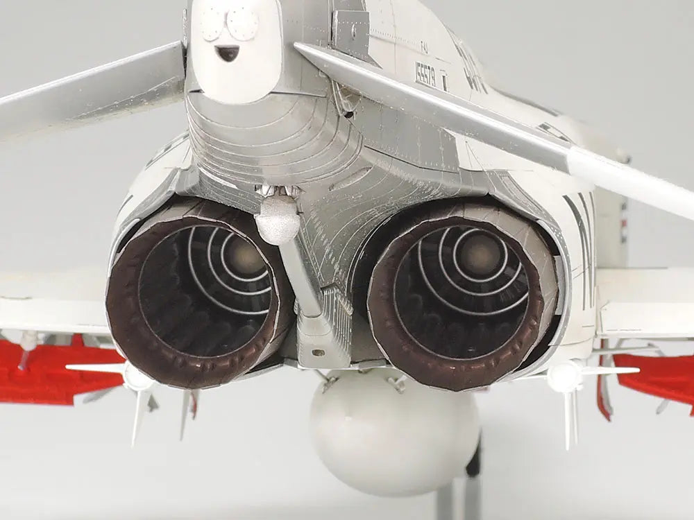 TAMIYA -  McDonnel Douglas F-4J Phantom  1/32