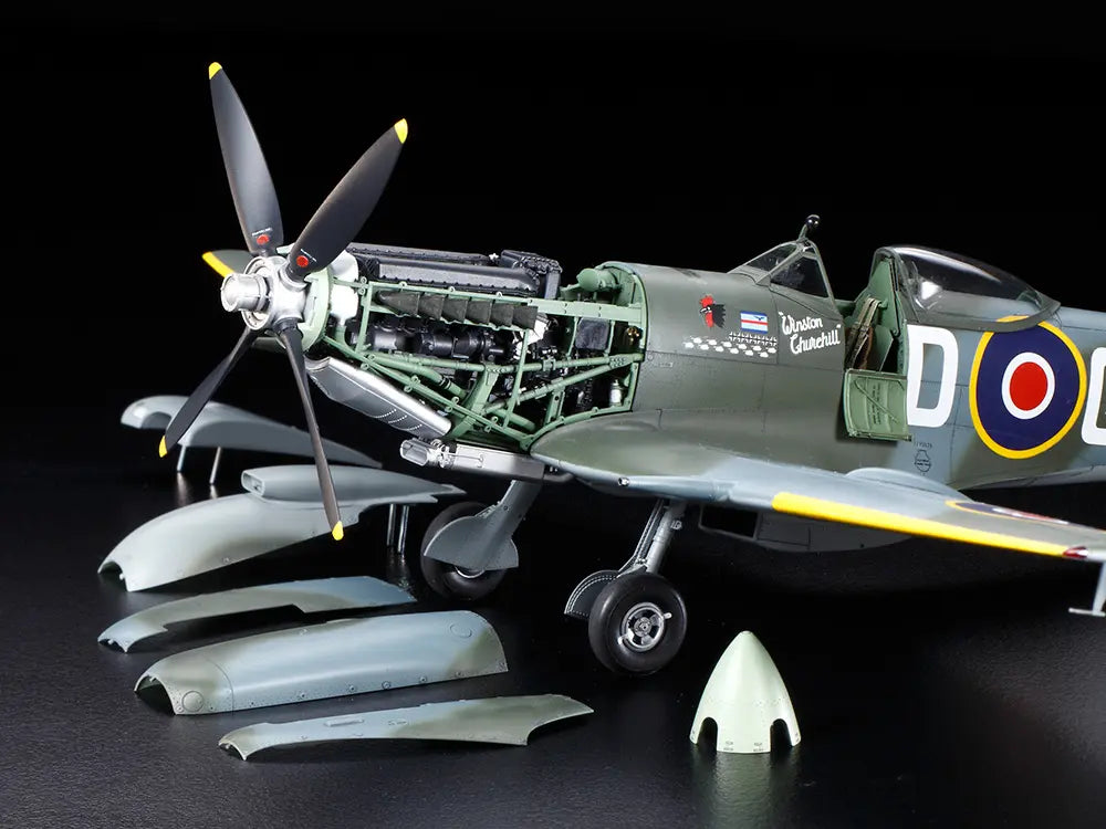 TAMIYA - Supermarine Spitfire MK.XVIe  1/32