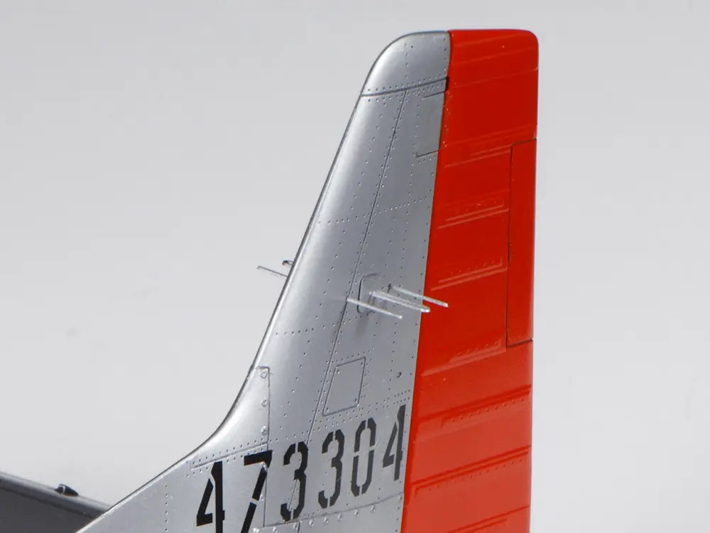 TAMIYA  MODEL KIT - North American P51D Mustang  1/32