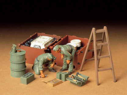TAMIYA - German Tank Engine Maintenace Crew Set  1/35