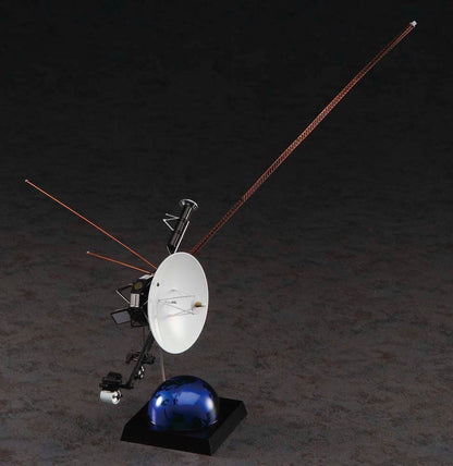 HASEGAWA - Unmanned Space Probe Voyager with Mission Emblem Patch  1/48