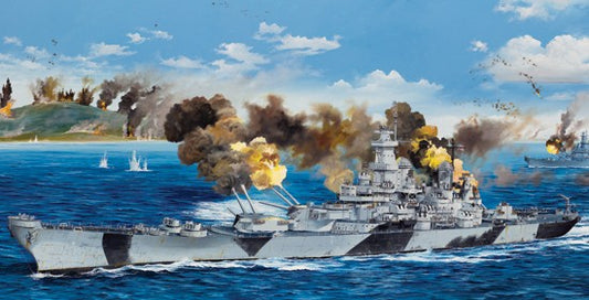 TRUMPETER MODEL KIT -  USS IOWA BB-61 1/200