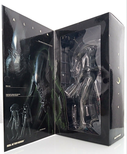 MEDICOM TOY - Alien Figure