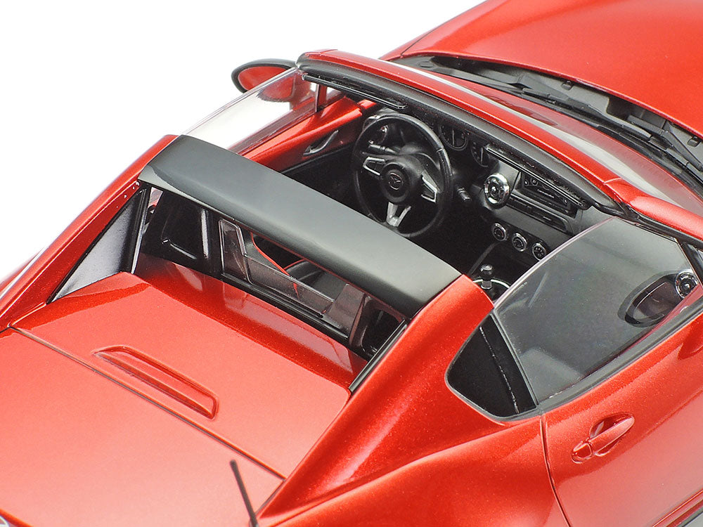 TAMIYA - Mazda Roadster MX-5 RF  1/24
