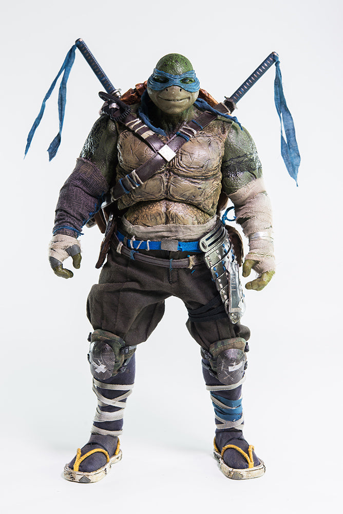 THREEZERO - TMNT Teenager Mutant Ninja Turtles Out O/T Shadows 12 inch Leonardo Action Figure