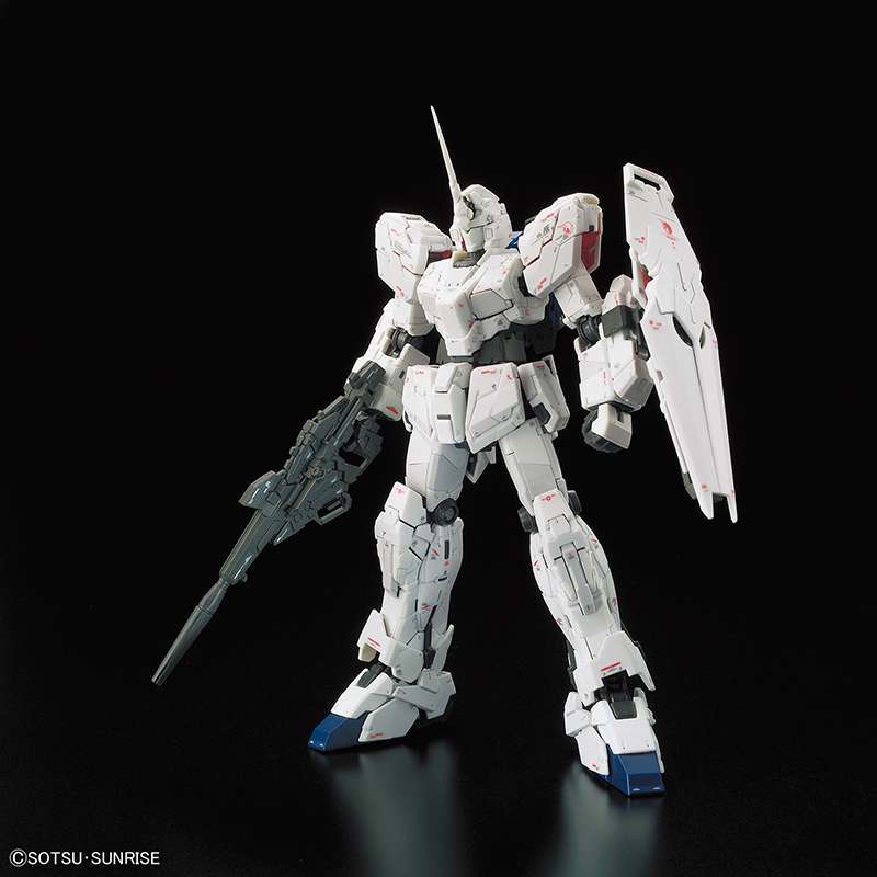 BANDAI MODEL KIT - Gunpla - RG Unicorn #25 1/144