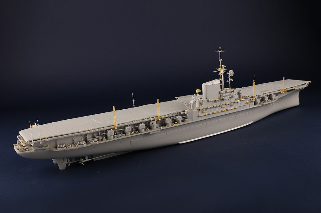 TRUMPETER - USS Midway CV-41  1/350