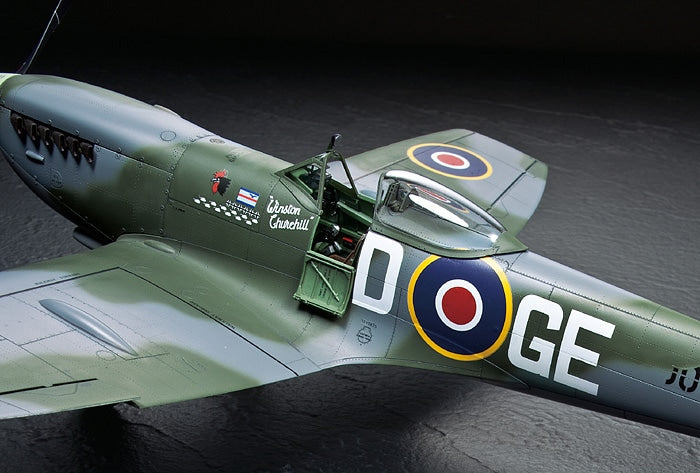 TAMIYA - SPITFIRE MK.XVIe  1/32