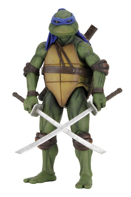 NECA - TMNT Teenager Mutant Ninja Turtles Action Figure 1:4 Leonardo