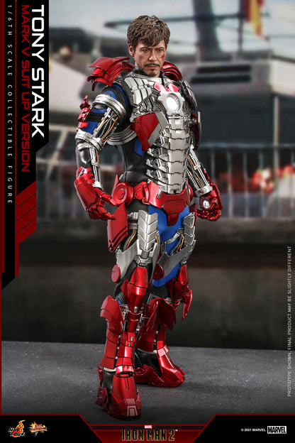 HOT TOYS - Iron Man 2 - 1:6 Tony Stark (Mark V Suit up Version)