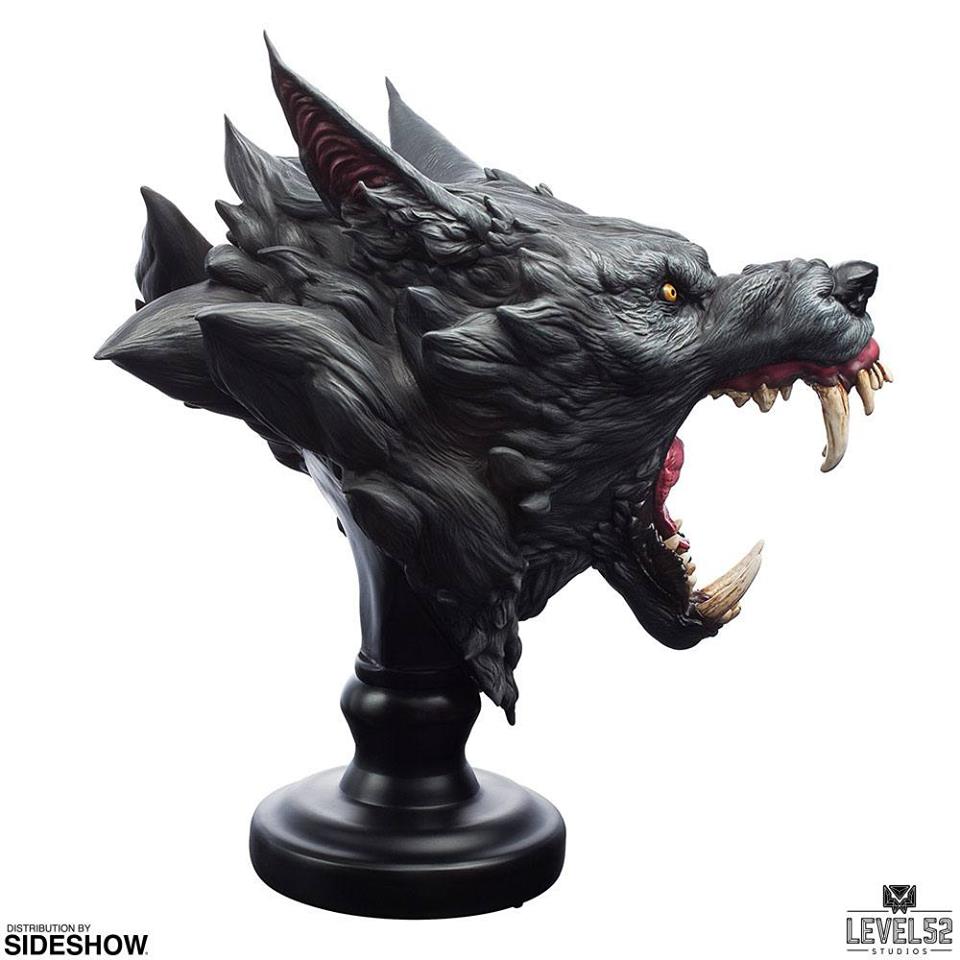 SIDESHOW - The Hound Bust