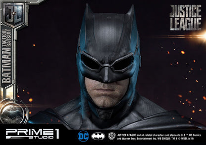 PRIME 1 STUDIOS - Dc Comics - Justice League Batman Tactical Batsuit DeLuxe Ver Statue
