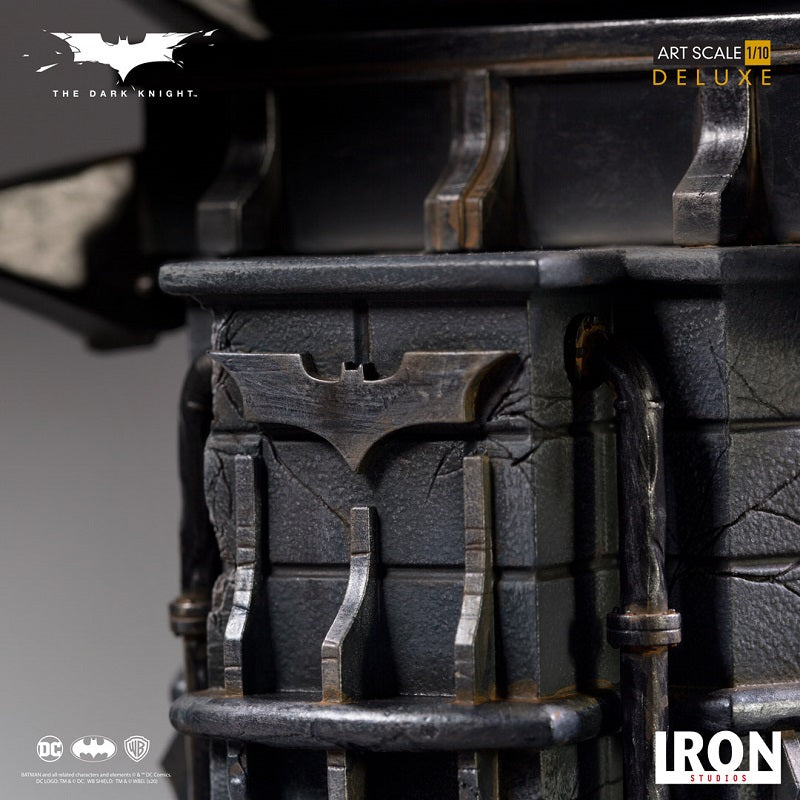 IRON STUDIO - Dc Comics - Batman The Dark Knight DeLuxe 1:10 Art Statue
