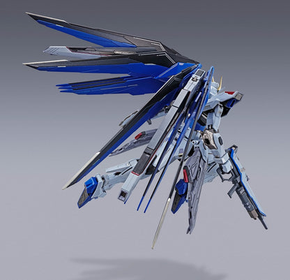 BANDAI - Metal Build Freedom Gundam Concept 2