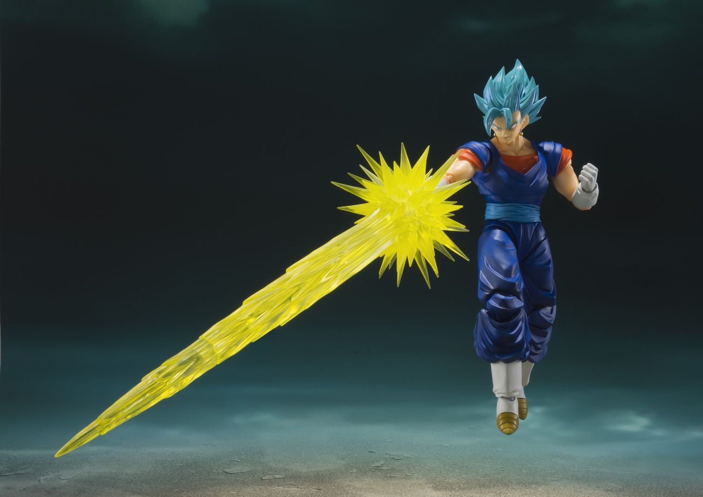 BANDAI - Dragon Ball - Vegetto SS God Super S.H. Figuarts Action Figure