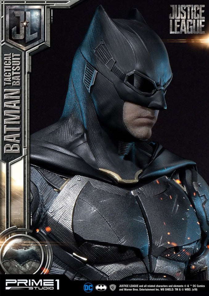 PRIME 1 STUDIOS - Dc Comics - Justice League Batman Tactical Batsuit DeLuxe Ver Statue