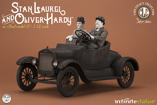 INFINITE STATUE - Laurel & Hardy on Model T 1:12 Resin Statue