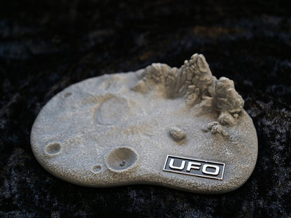 SIXTEEN 12 - UFO Saucer+Lunar Surfacer Die Cast