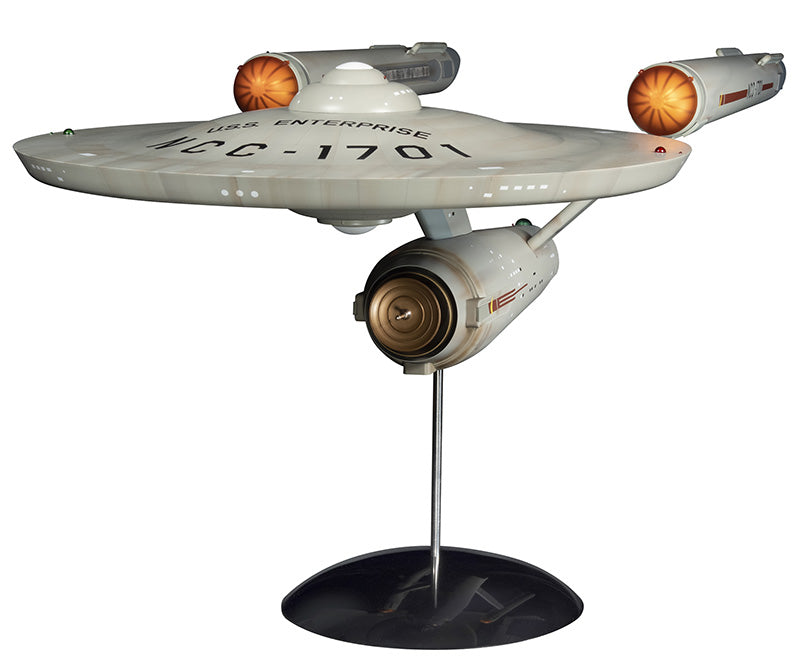 POLAR LIGHTS - Star Trek TOS USS ENTERPRISE Prebuilt